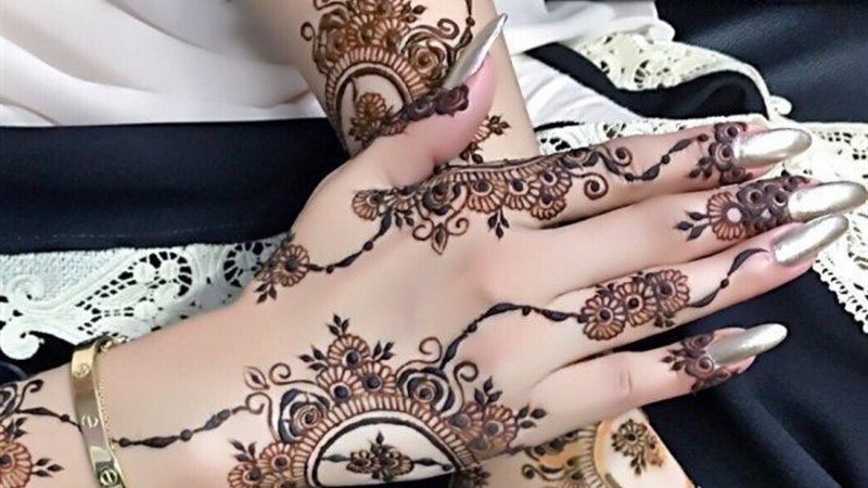 أحدث رسومات الحنة