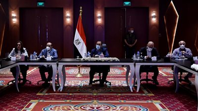 خلال لقائه بهم في دمياط.. ماذا قال النواب لرئيس الوزراء؟ 