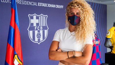 بعد فوزها بلقب دوري أبطال أوروبا للسيدات.. 5 معلومات لا تعرفيها عن «خيرة حمراوي»