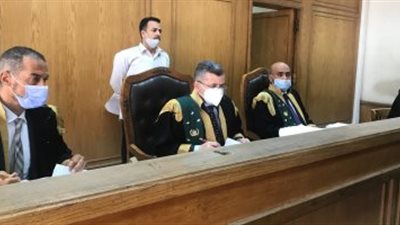 الجنايات تقضي ببراءة متهمين بهتك عرض طفلة في 15 مايو