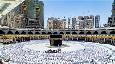 ضبط شخص حاول اقتحام منبر الحرم المكي أثناء خطبة الجمعة