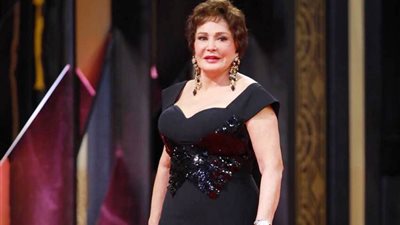 لبلبة تكشف عن سر صداقتها بـ سمير غانم