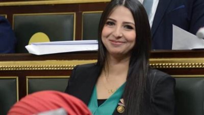 نائبة: التخلص من الفاشلين هدف قانون إنهاء خدمة الموظف متعاطي المخدرات