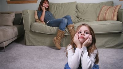 تسببت في موت ابنتها.. شادي يرد على دعوى الخلع: «زوجتي دمرت حياتي»