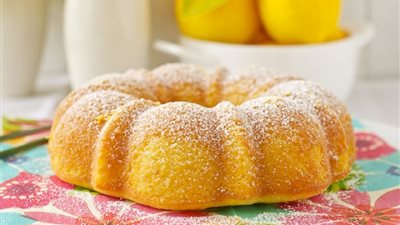 سهلة وبسيطة.. طريقة عمل كيك الليمون بالجليز