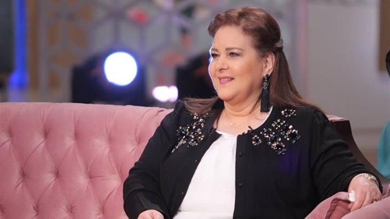 دلال عبد العزيز