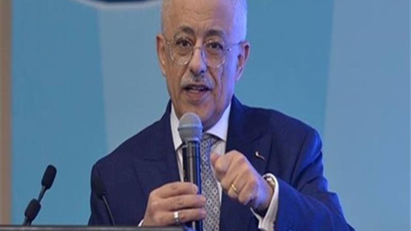 وزير التعليم يرد