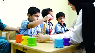 للأمهات.. تعرفي على ضوابط الالتحاق بالدمج التعليمي في المدارس