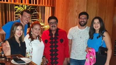 صورة عائلية.. رامي رضوان يستعيد الذكريات مع سمير غانم