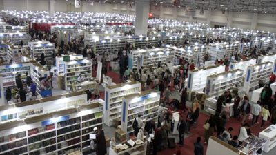 يقتصر على البيع.. معرض القاهرة الدولي للكتاب 2021 يعود للحياة 