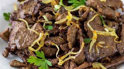 بطريقة سهلة.. تعرفي على طريقة تحضير الكبدة الإسكندراني في البيت