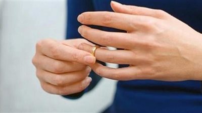 إيمان في دعوى خلع: «بيحب الكمبيوتر أكثر مني»