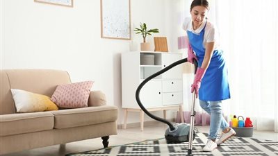 بطريقة بسيطة.. «اعرفي إزاي تنظفي سجادتك من غير تكلفة»