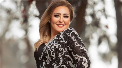 نهال عنبر: الطاووس رسالة لكل أم «مستهترة»