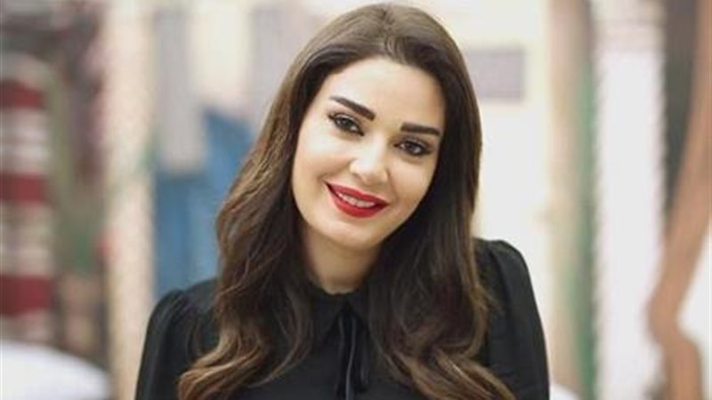 الفنانة اللبنانية