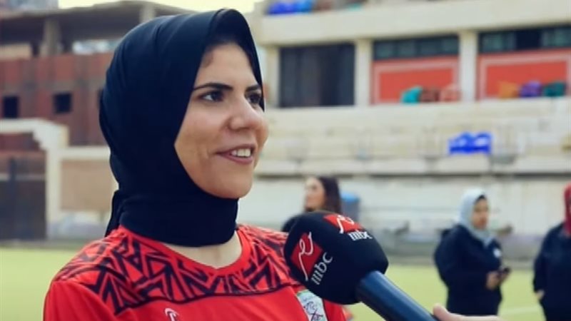 آية درويش لاعبة