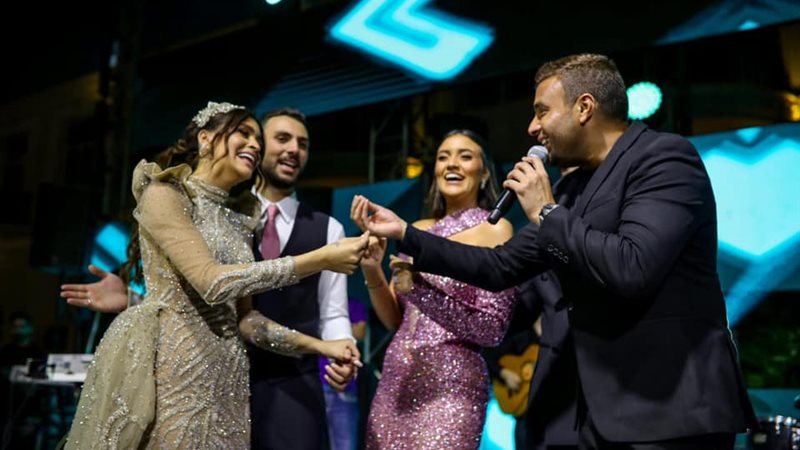 بالصور والفيديو|