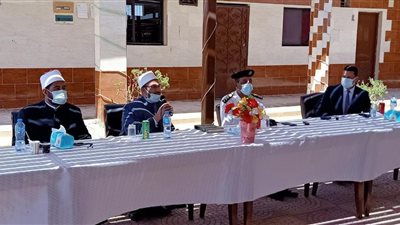 ازاي تختار زوجة وتبني أسرة .. قافلة الأزهر تثقف المجندين بجنوب سيناء 