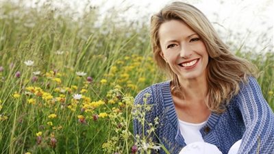 استشاري نفسي يكشف علامات المراهقة المُتأخرة للمرأة 