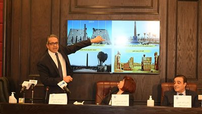  وزير السياحة والآثار يستعرض أبرز إنجازات الوزارة والوضع السياحي الراهن في ندوة لحزب مستقبل وطن 