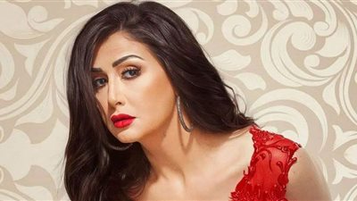 «نفسي الناس تعرف أنا تعبت قد إيه».. غادة عبد الرازق تحكي عن حياتها قبل الفن