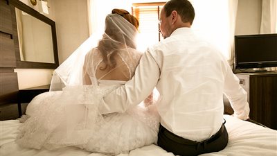 الرعب من ليلة الزفاف.. فتيات يروين قصص خوفهن من الزواج