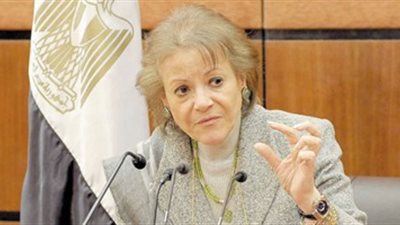 السفيرة فايزة أبو النجا: طلبة من 11 دولة إفريقية حصلوا على منح بالجامعة المصرية اليابانية