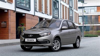 بالأرقام.. أسعار ومواصفات سيارة لادا جرانتا 2022