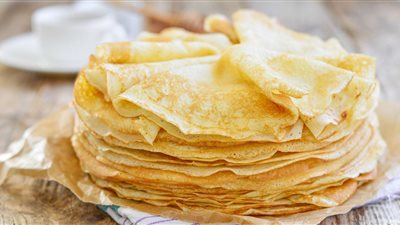 «بمذاق أكل المطاعم».. تعرفي على طريقة عمل «عيش الكريب»