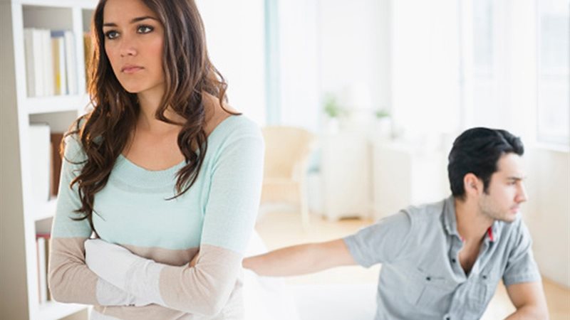 علاء يطلب إثبات نشوز