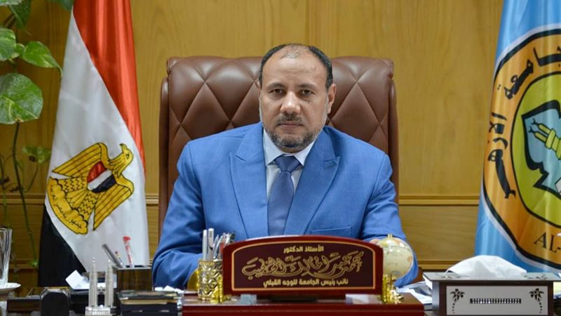 الدكتور محمد عبدالمالك