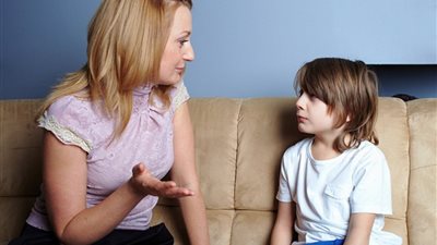 دفاع الطفل عن نفسه أمام الكبار ظاهرة صحية