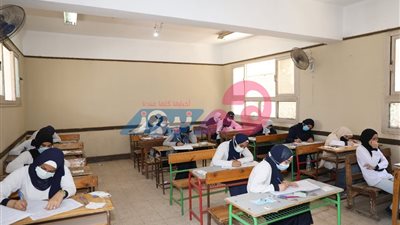 ضبط 14 محمولًا بالقاهرة في أول أيام امتحانات الدبلومات