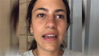 «فتاة المطار» ترفض اعتذار الموظف المتحرش و«مصر للطيران» تفصله