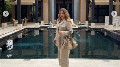 بدلة ليلى علوي تخطف الأنظار| صور  