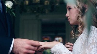 أرضت عمها ببيع عمرها.. ابنة الـ 15 ربيعًا تطلب الطلاق من زوجها المسن 