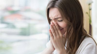 من يعول الزوجة إذا تغيب زوجها؟.. عضو لجنة الفتوى يجيب