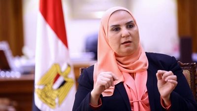 تعليق ناري من وزيرة التضامن على مجزرة ثأر في قنا