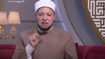 متصلة تنهار على الهواء: ابني توفي ونفسي اطمن عليه؟.. وأمين الفتوى يرد| فيديو