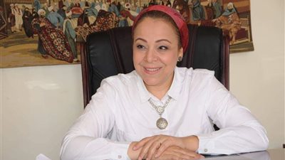 تعليق ناري من نهاد أبو القمصان على واقعة فستان طالبة جامعة طنطا