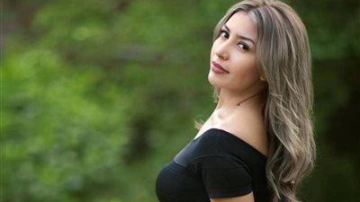  لحظة سقوط جنات في حمام السباحة ..فيديو