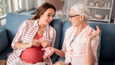 للجدات.. 12 طريقة للتنبؤ بجنس الجنين