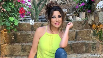 أبرزهم «العندليب».. نجوم أبدعوا في فصل الصيف وتغنوا بالبحر