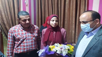 هند تتحدي سرطان الدم وتنجح في الإعدادية بتفوق .. رغم تحذير الأطباء من دخولها الامتحان 