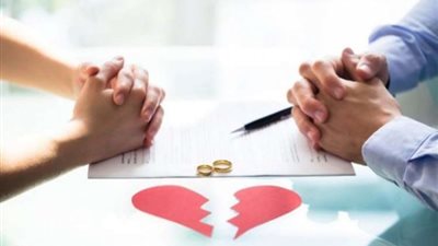 «لو جوزك خلع ومش راضي يسجل ابنه».. قانوني يشرح خطوات إثبات النسب