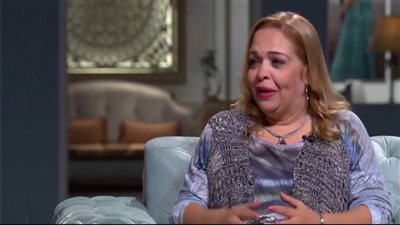 3 معلومات عن سحر كامل.. لديها ثلاثة أبناء ومشهد في فيلم وراء طلاقها