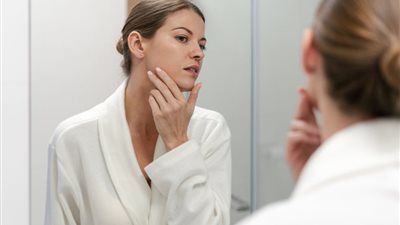 9 علامات في الوجه تدل على إصابتك بأعراض مرضية