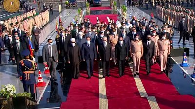 جيهان السادات.. أول سيدة تنظم لها «جنازة عسكرية» في تاريخ مصر الحديث