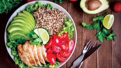 دراسة حديثة: وقت تناول الطعام يؤثرعلى صحة قلبك