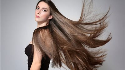 4 طرق طبيعية لزيادة كثافة الشعر الخفيف لدى النساء